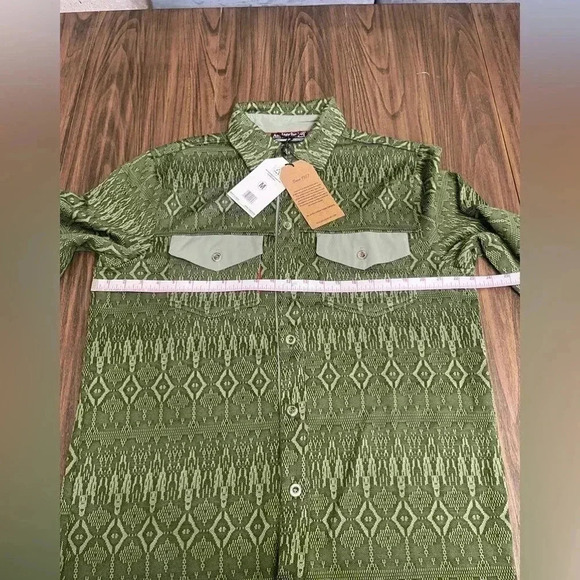 Avalanche Outdoor Supply Co Mens Green Long Sleeve Button Down Shirt size Medium - Picture 13 of 16